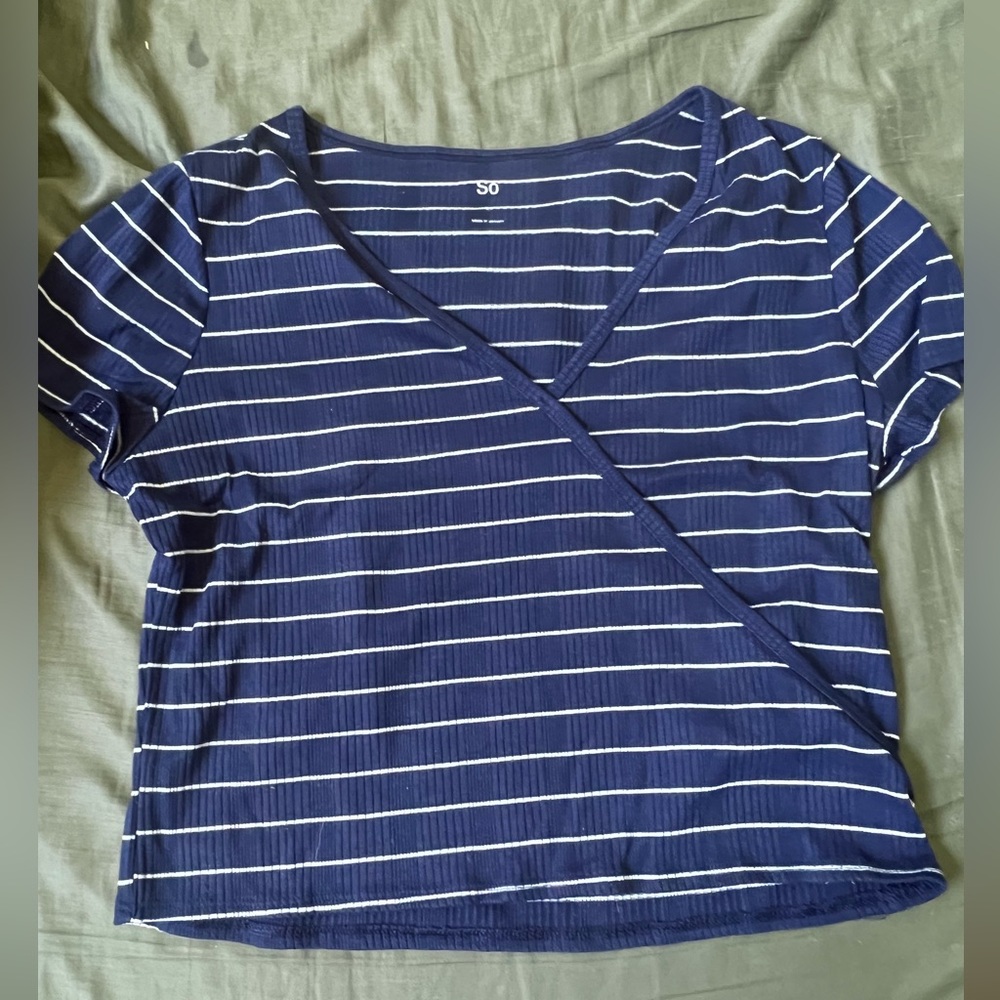 So cropped tshirt L